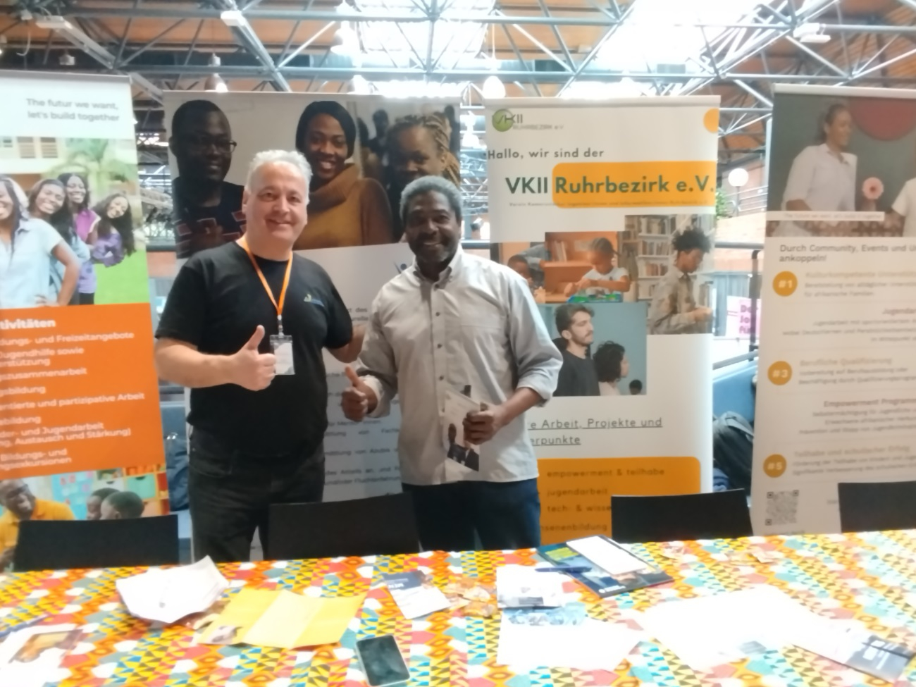Ansprechpartner des VKII Ruhrbezirk e.V. im Gespräch auf der Veranstaltung.